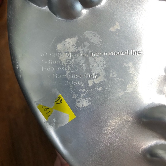 Vintage Rugrats cake Pan - Picture 2 of 3